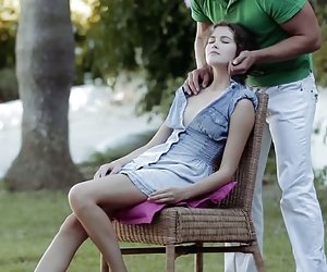 Gach de dhíth orm - teen álainn mall handjob agus blowjob