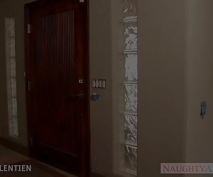 Tattooed kleio valentien fucking amuigh faoin aer